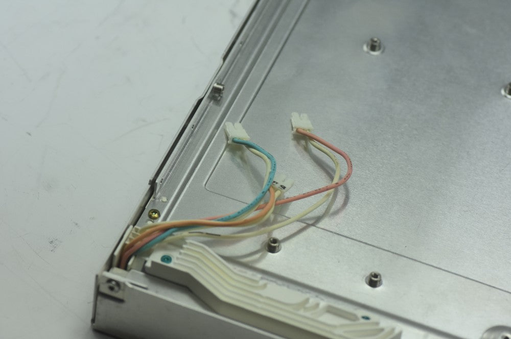 Original LQ181E1LW31 SHAPP Screen 18.1" 1280×1024 LQ181E1LW31 Display