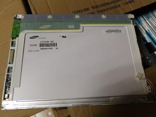 Original LT121SS-105 SAMSUNG 12.1"800×600 LT121SS-105 Display