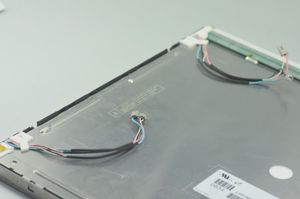Original LTM190E4-L02 SAMSUNG 19.0"1280×1024 LTM190E4-L02 Display